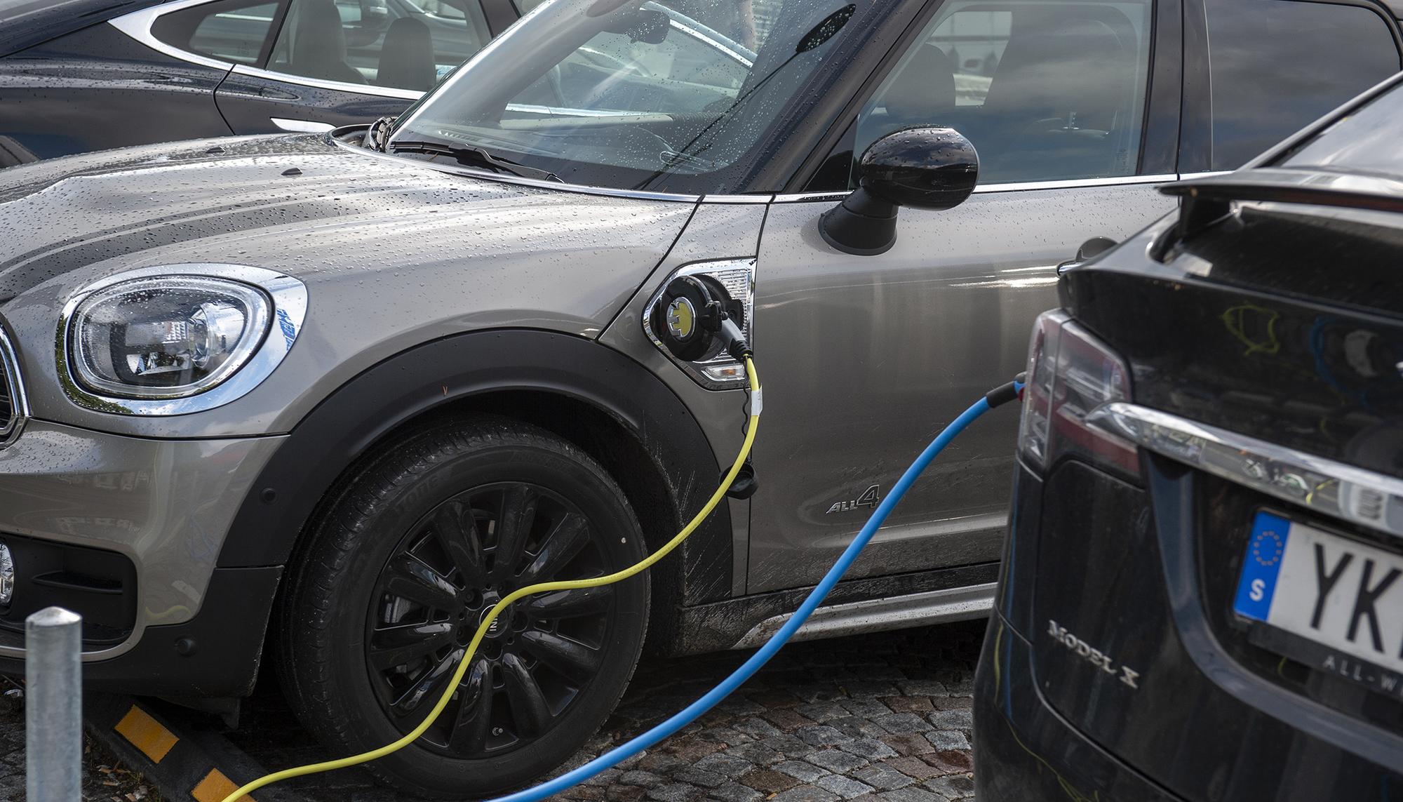 Coches eléctricos carga